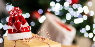 Christmas delivery strikes retailers