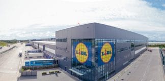 250 jobs up for grabs as Lidl commences operations at new £70m Scottish warehouse